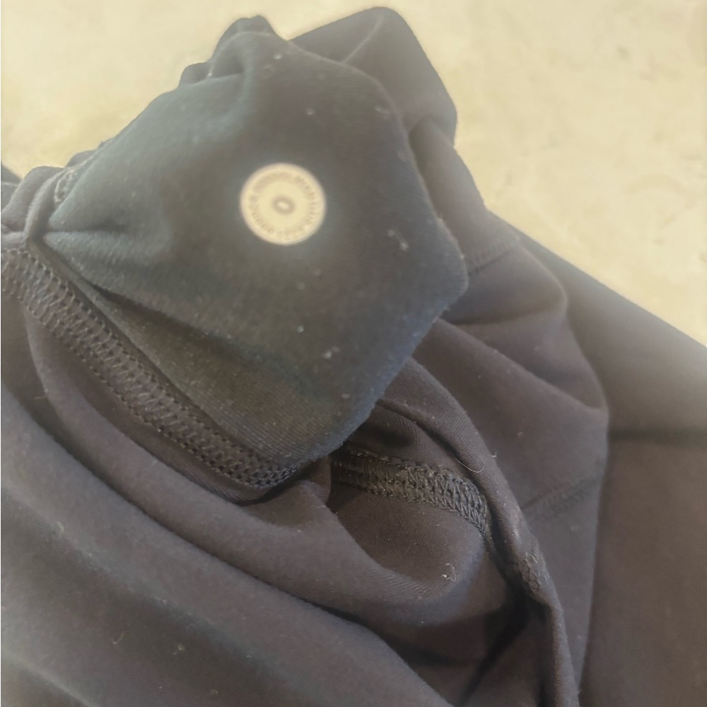 Lululemon Align High Rise cropped leggings - Picture 3 of 3
